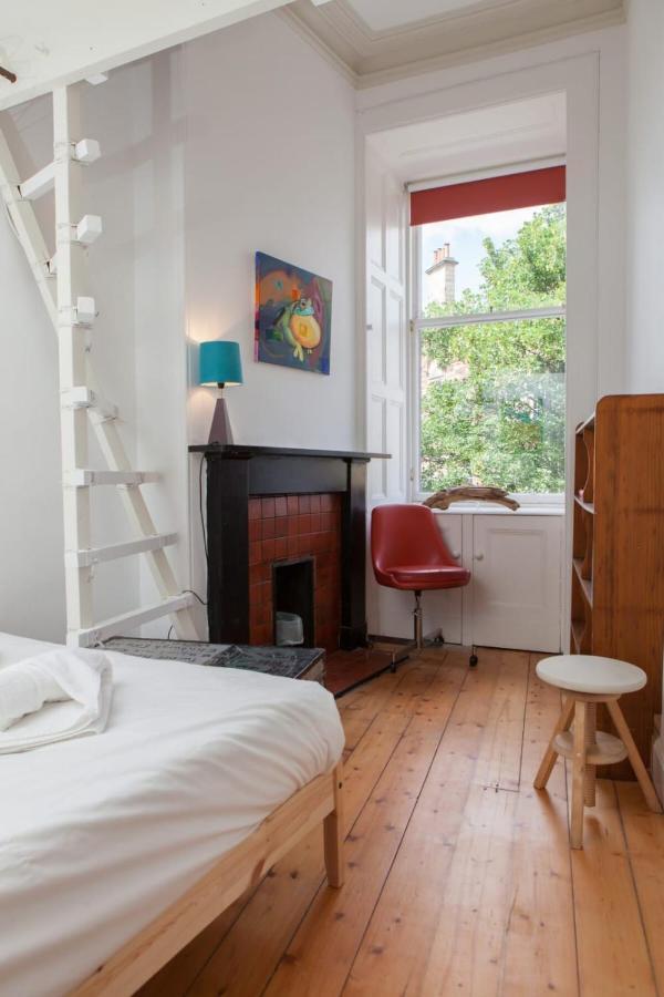 Amazing 4 Bedroom Apartment Just Off The Meadows Edimburgo Exterior foto